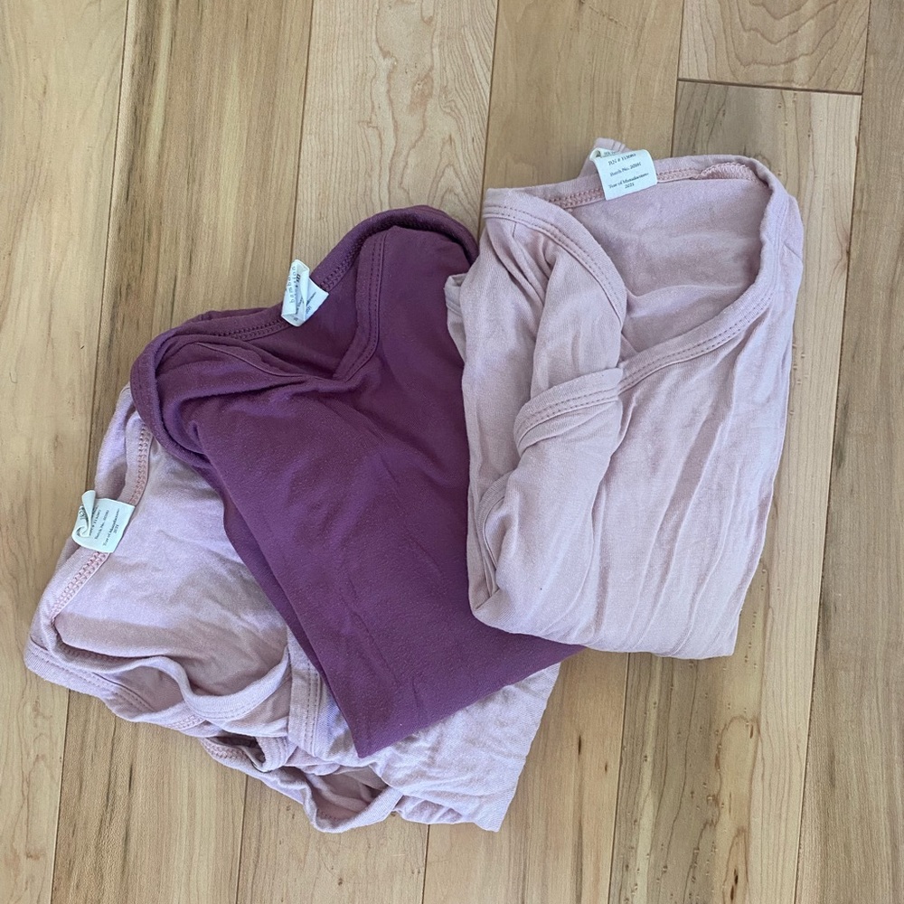 Set of 3 Kate Quinn, Bamboo, bodysuits, size 18-24m - Picture 2 of 13